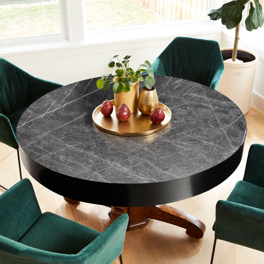 09483 Ferro Graphite dining room table
