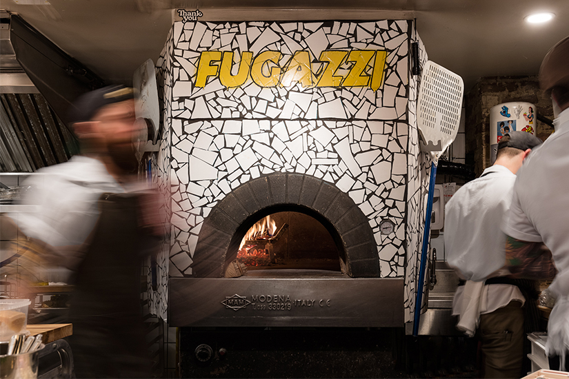 Fugazzi Pizza in Montreal with Formica Envision™ Custom Laminate