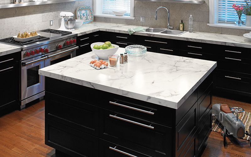 Five Ways To Embrace Black And White, What Color Cabinets With Black Marble Countertops