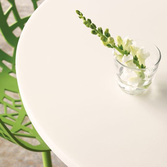 00778 White Sparkle table