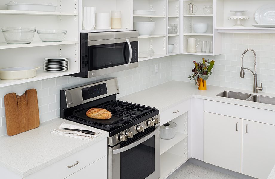 Gallery: Meredith’s Everform™ Solid Surface Test Kitchen