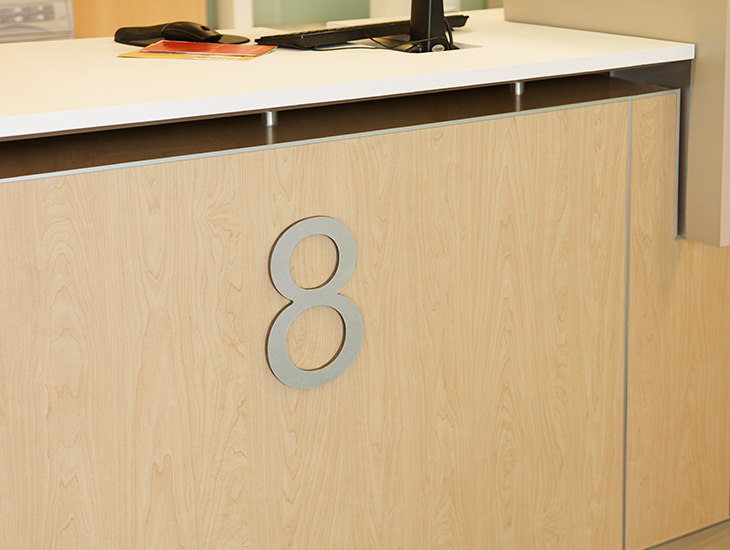 Reception desk 7012 Amber Maple HardStop