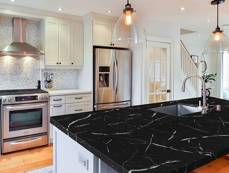 Cubierta de Nero Marquina