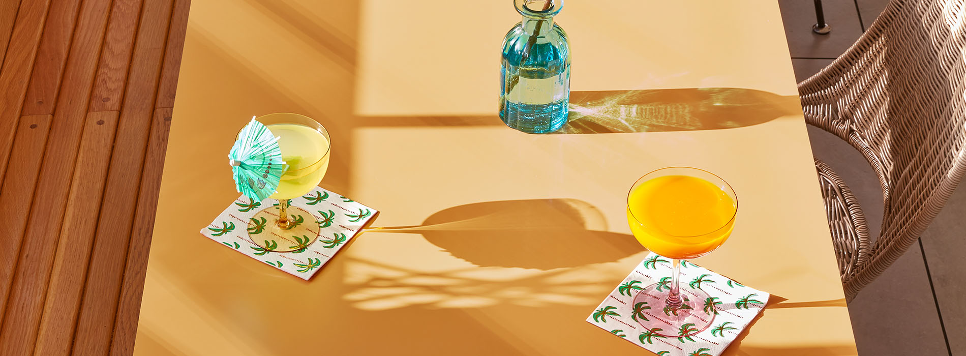 Summer table in a restaurant featuring 1193 Gold Braze