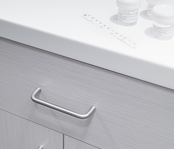 Counterop and drawers 9285 White Twill 109 Brite White ColorCore2