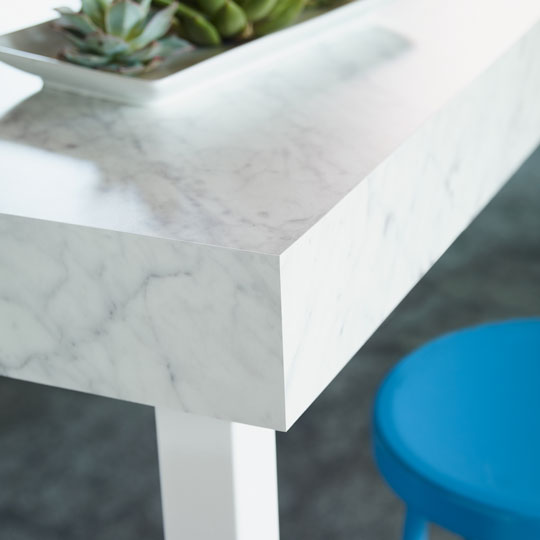 color core carrara bianco table