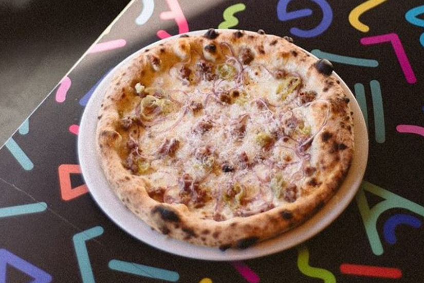 Fugazzi Pizza à Montréal avec le stratifié personnalisé Formica Envision™