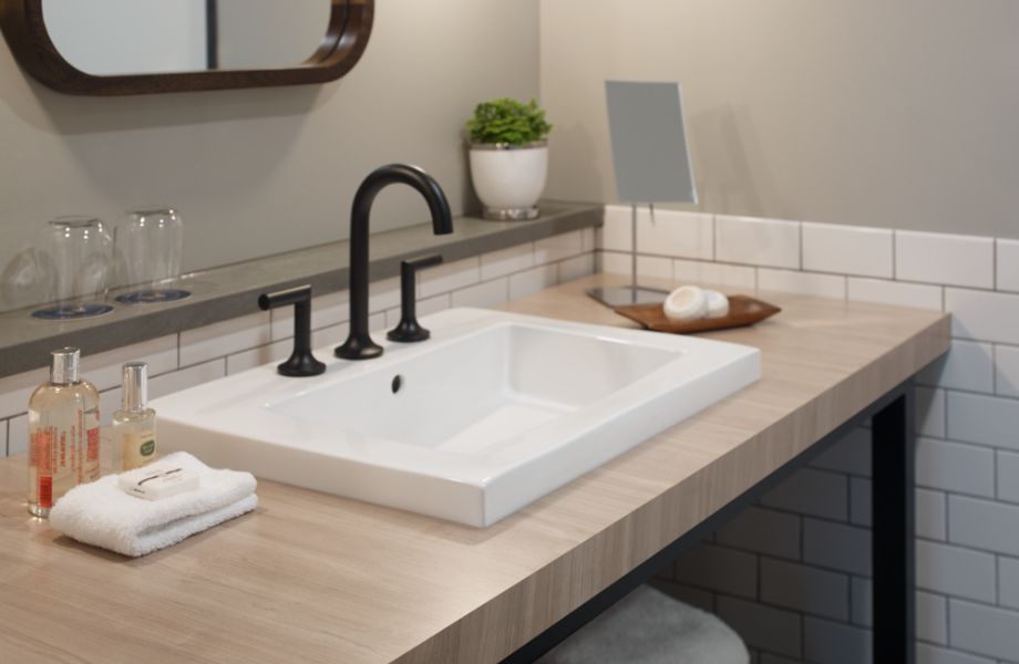 8906 Formica Danish Maple Bathroom countertop