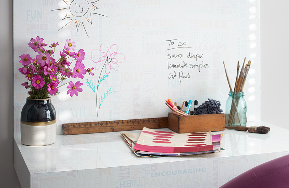 Work desk with flowers and materials 9541 Happy Words Writable Surfaces
