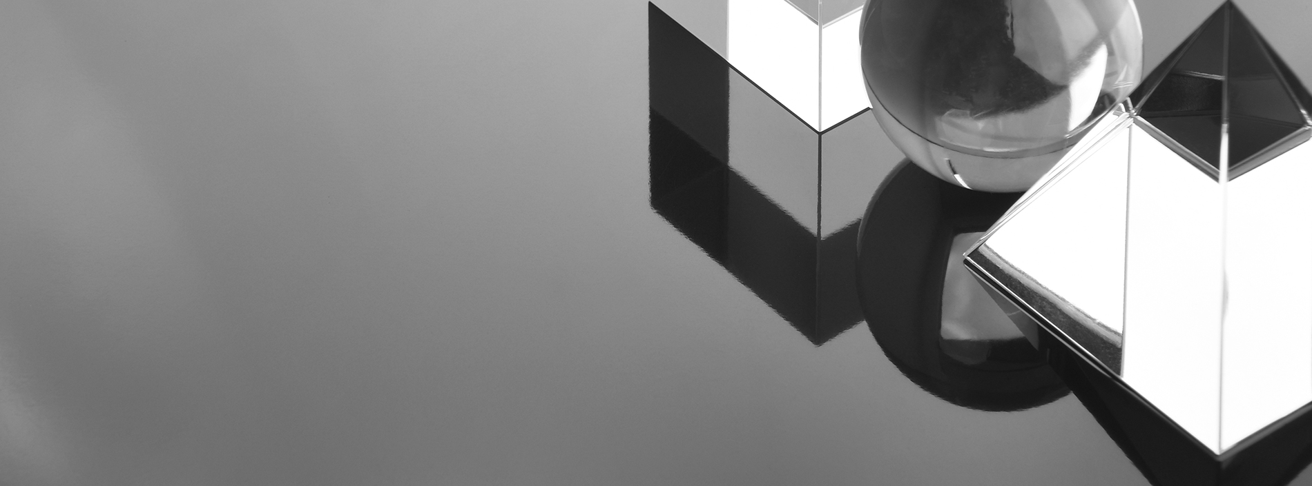 AR Plus feature card 1900x705